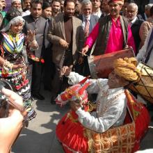 Inaugurated Hunar Haat, spectacular exhibition of traditional art-skills of master artisans at Baba Kharak Singh Marg,