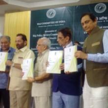 On 7th October, 2017, the Committee presented its Report to the Honorable Minister of Minority Affairs Shri Mukhtar Abbas Naqvi in the presence of Secretary (Minority Affairs), Shri Ameising Luikham, Chairman of Haj Committee of India,